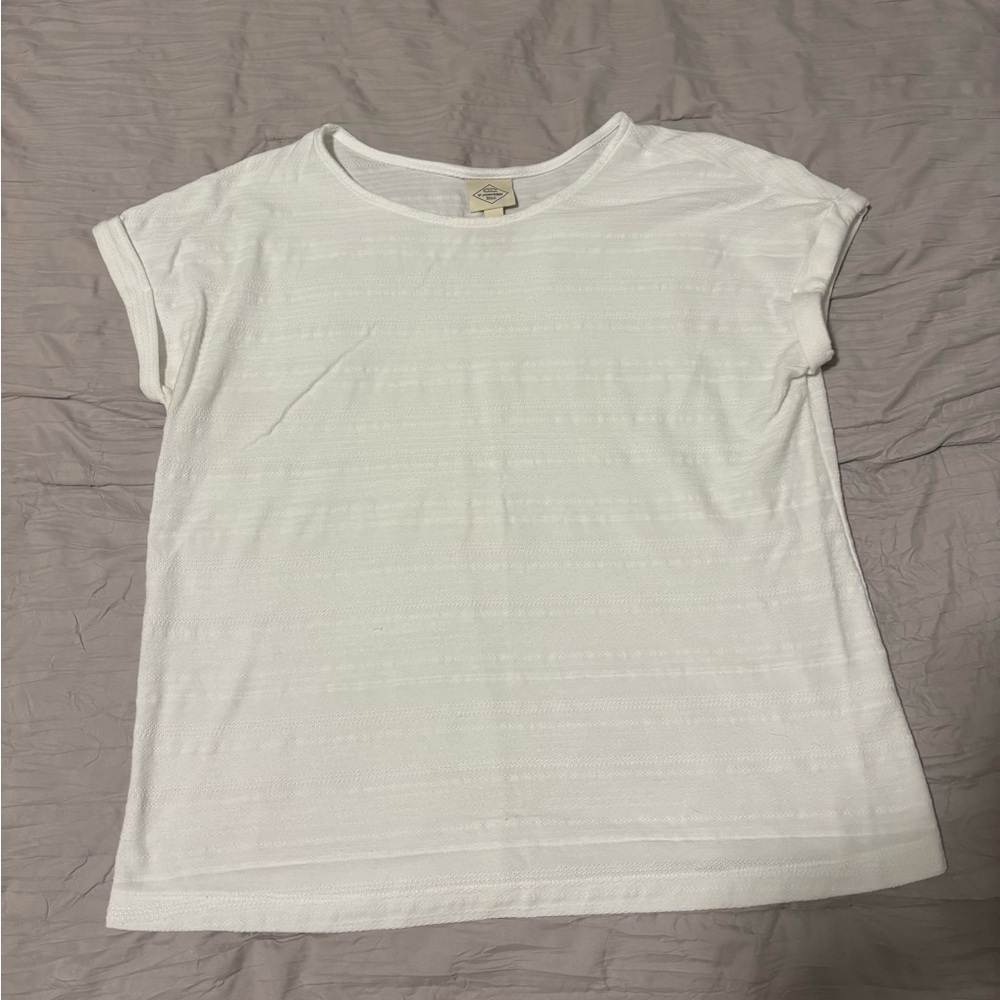 Scoop neck white t-shirt, size M
